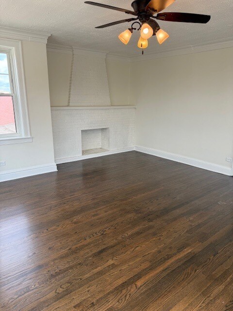 Building Photo - 6509 N Artesian Ave