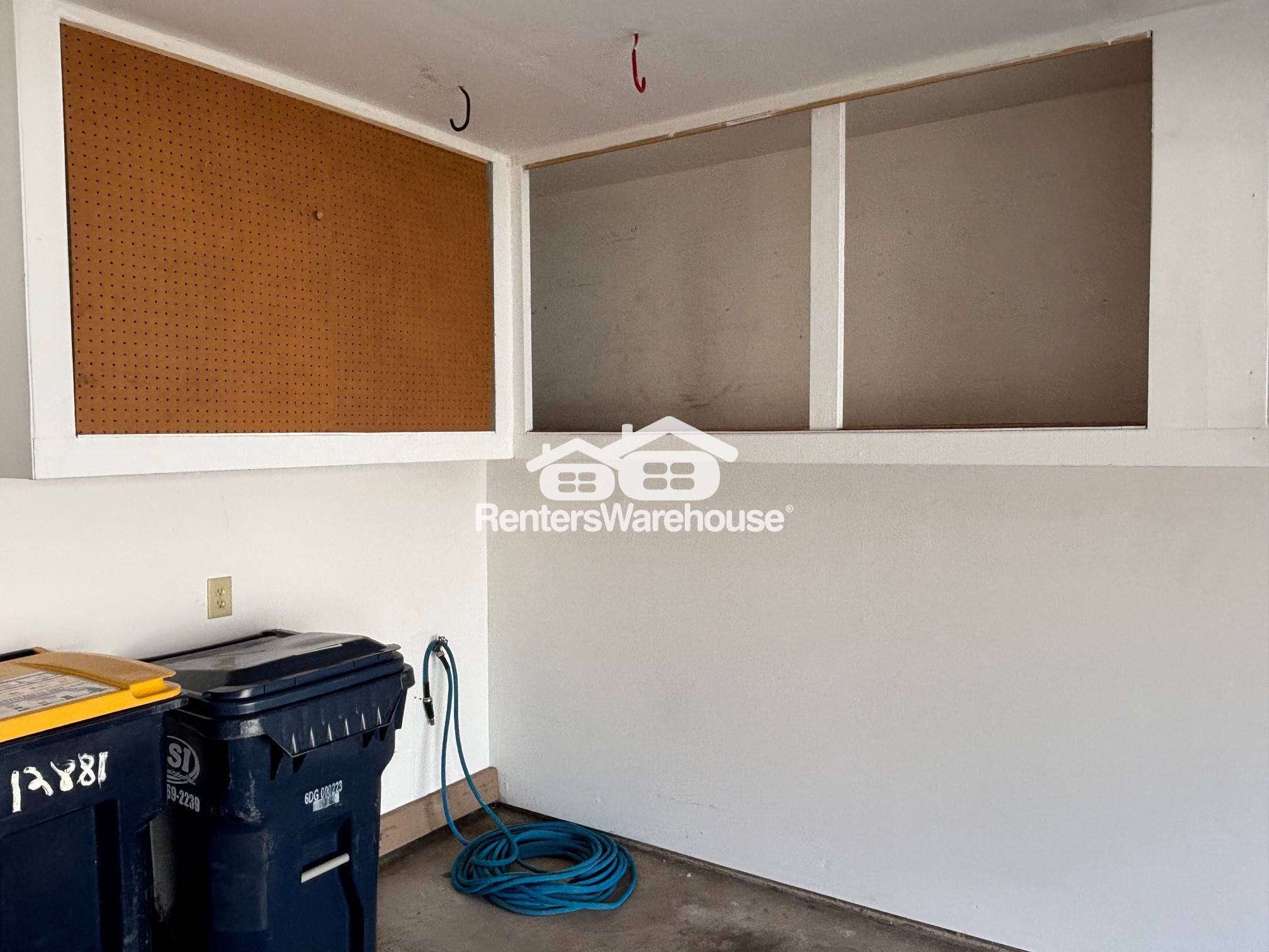 Building Photo - 12881 Echo Ln
