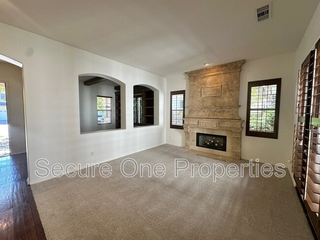 Building Photo - 5199 Via Dolores