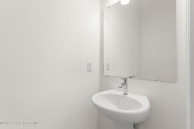 Building Photo - 199 Dayton Blvd