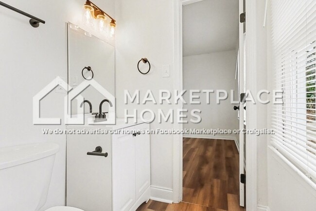 Building Photo - 3963 Rockey Valley Dr