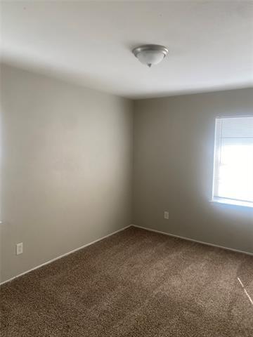 Building Photo - 5621 Bluffman Dr