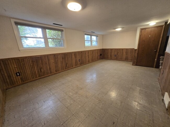 Building Photo - 1618 S 18th St