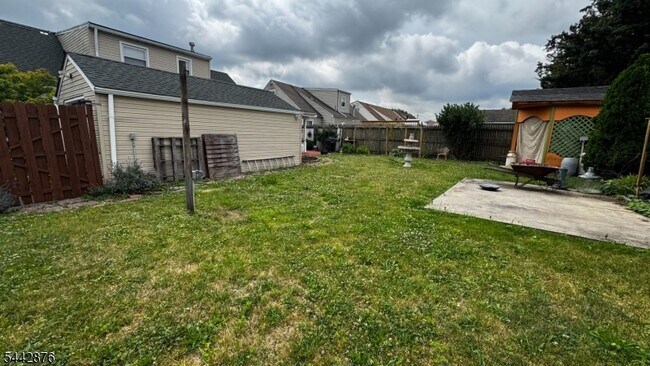 Building Photo - 73 Hagaman St