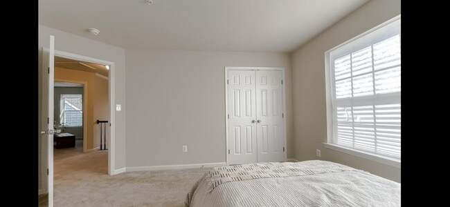 Building Photo - 13311 Windjammer Ct