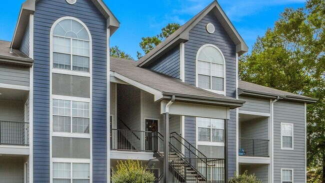 Building Photo - 3400 Pelican Pointe Dr