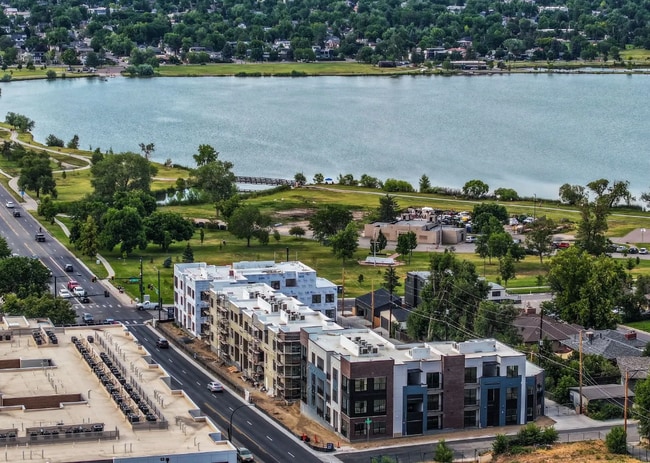 Building Photo - 1694 Sheridan Boulevard