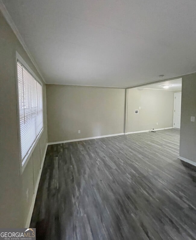 Building Photo - 60 Gees Ln