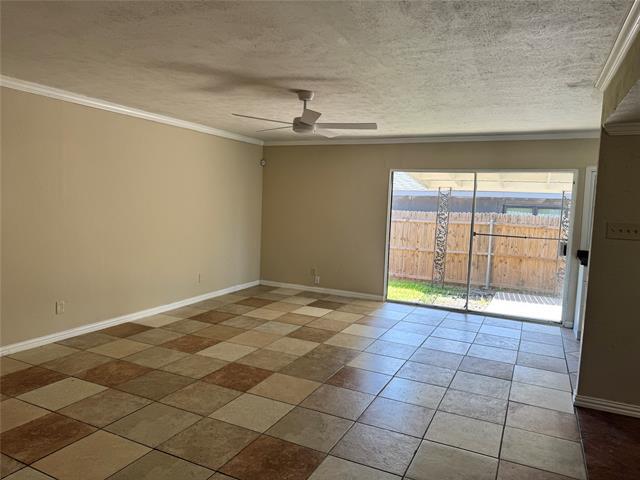 Building Photo - 9113 Willowbrook Dr