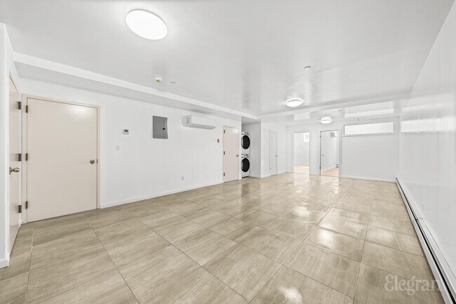Building Photo - 39-57-57 57th St