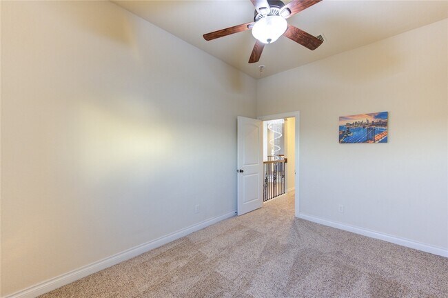 Building Photo - 11227 Dunstan Hill Dr