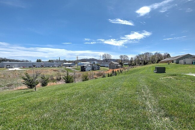 Building Photo - 93 Sutter Pl