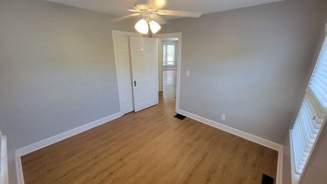 Building Photo - 4305 Briarwood Rd