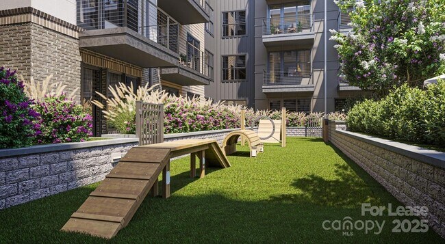 Building Photo - 255 W Bland St