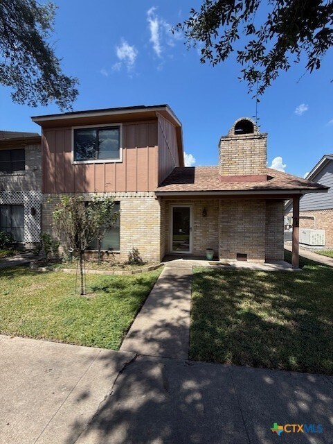 Primary Photo - 101 Maplewood Dr