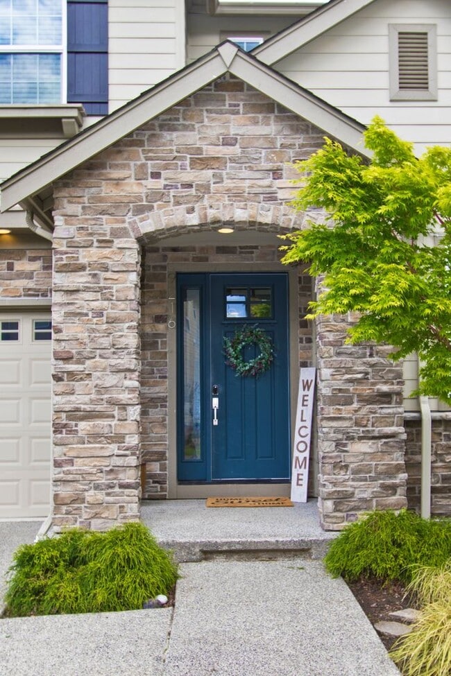 Building Photo - 4Bd/3Ba Snoqualmie House