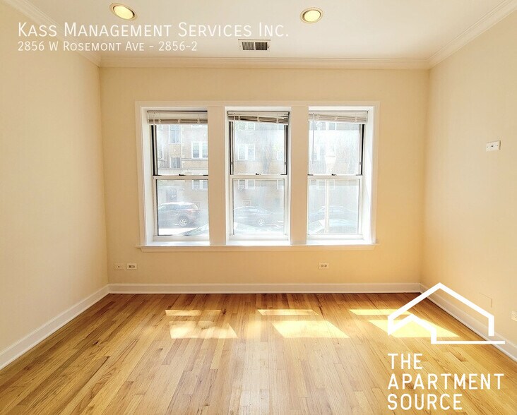 Building Photo - 2856 W Rosemont Ave
