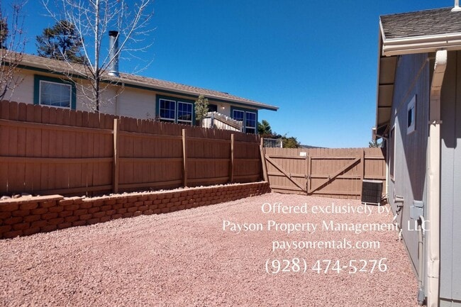Building Photo - Beautiful Stone Creek Home w/ Park-like Backyard