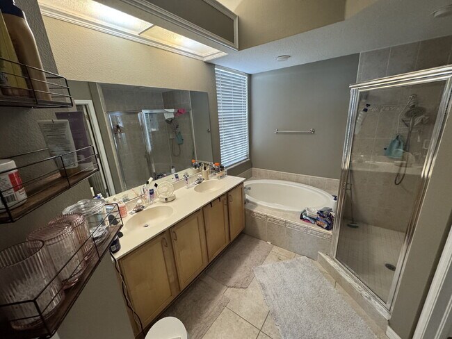 Building Photo - 1890 Briland St