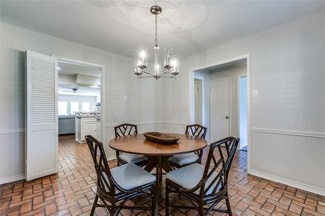 Building Photo - 7758 Dentcrest Dr