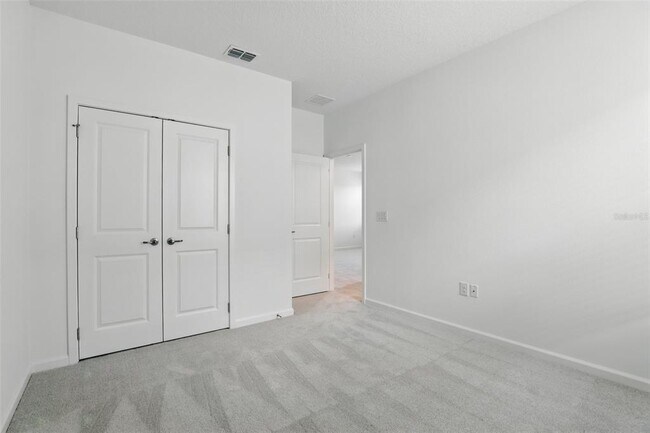 Building Photo - 251 Ballo Dr