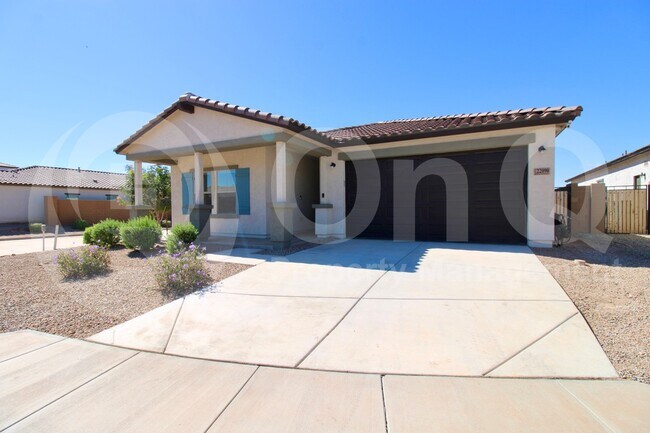 Primary Photo - 22090 N Belt Dr