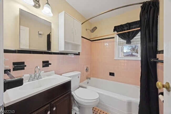 Building Photo - 298 Newark Ave