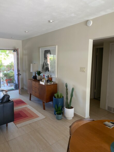 Building Photo - 666 N Plaza Amigo