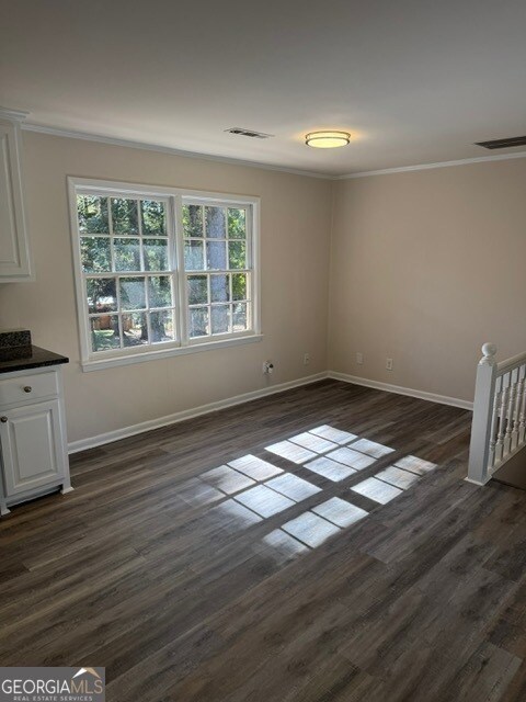 Building Photo - 3805 Hilldale Rd