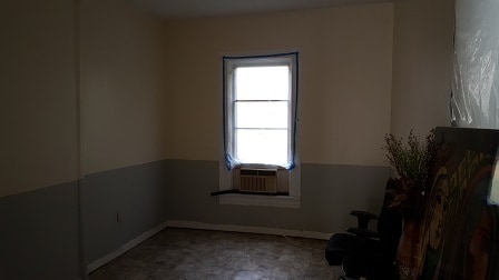 Building Photo - Incredible Value in Walnut Hills - move ri...