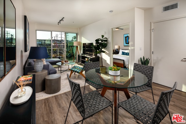 Building Photo - 800 Colorado Ave