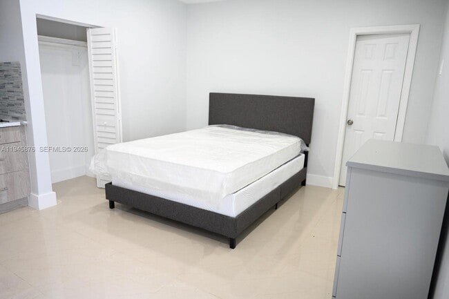 Building Photo - 7545 NW 3rd Ave