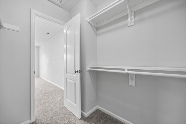 Building Photo - 4637 Chippendale Ct