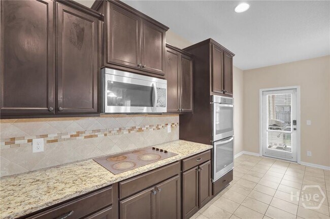 Building Photo - 23 Veranda Trail