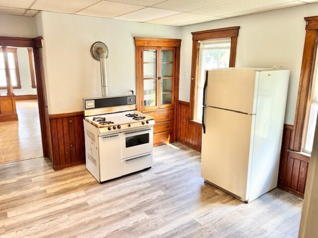 Kitchen - 21 Falmouth St