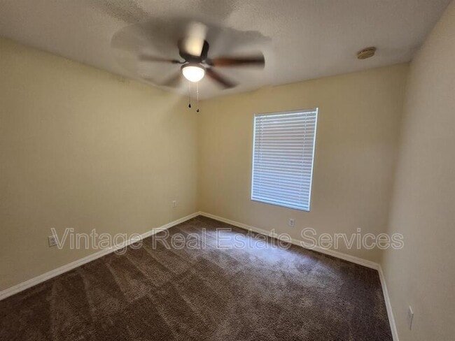 Building Photo - 10932 Keys Gate Dr