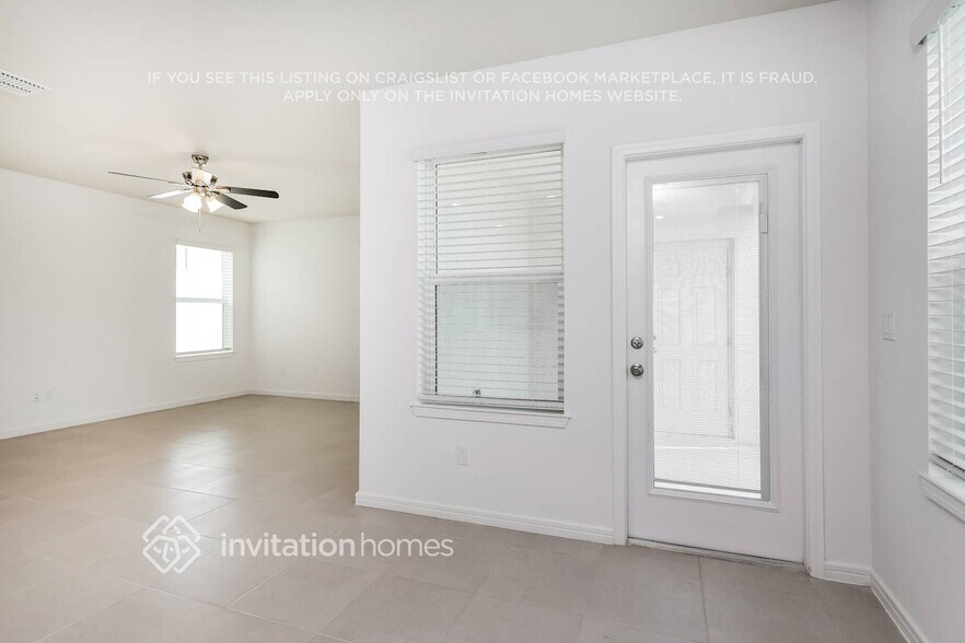 Building Photo - 1903 Tohoqua Blvd