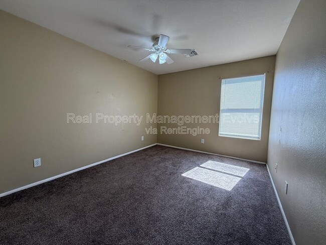 Building Photo - 12539 W Medlock Dr