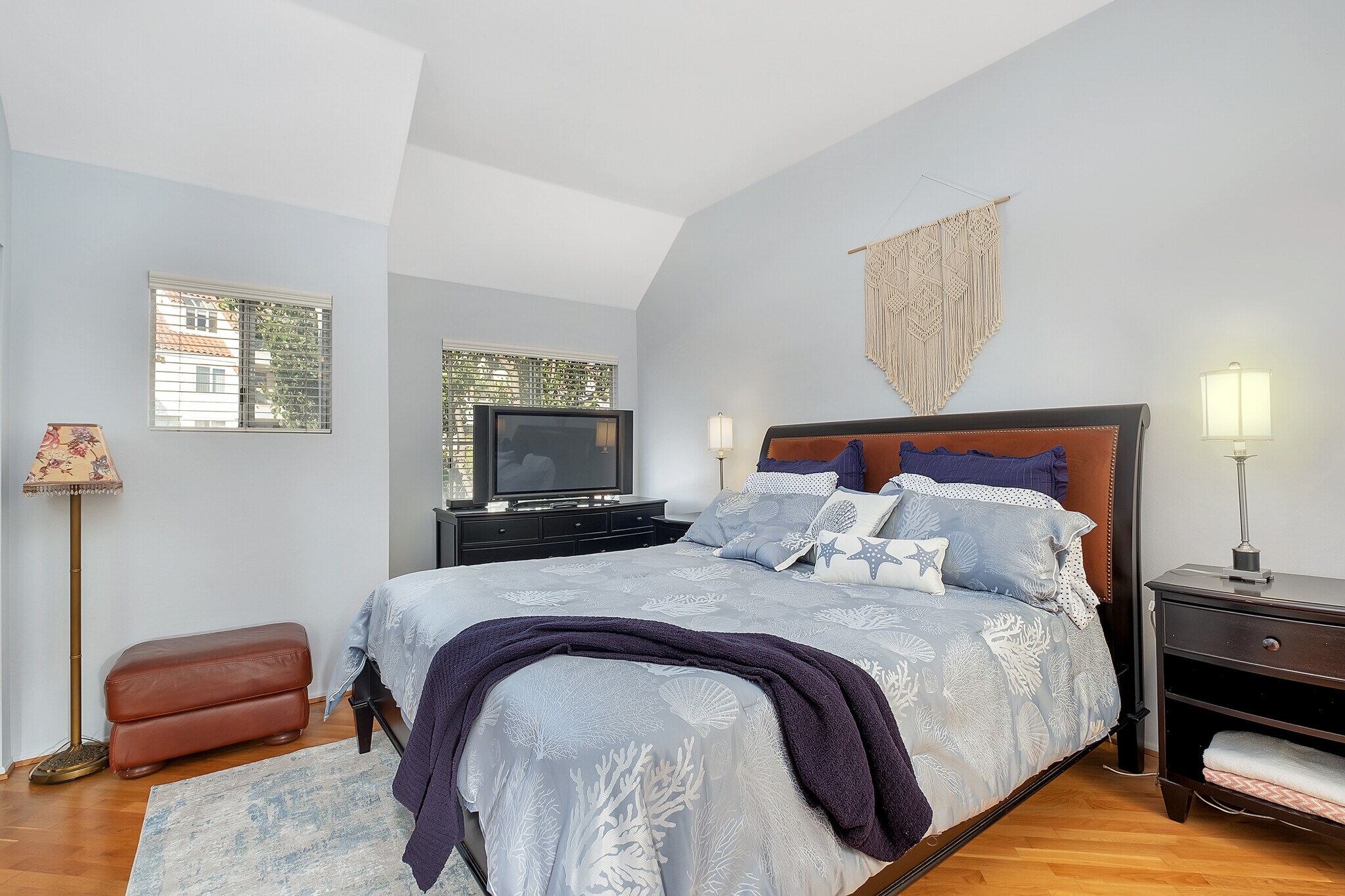 Building Photo - 30 Vista del Mar