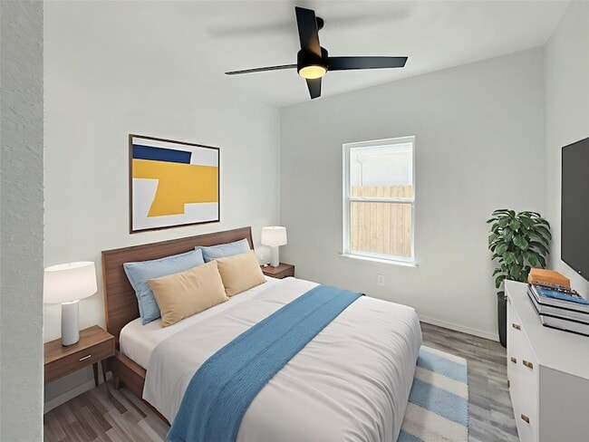 Building Photo - 805 Exeter St