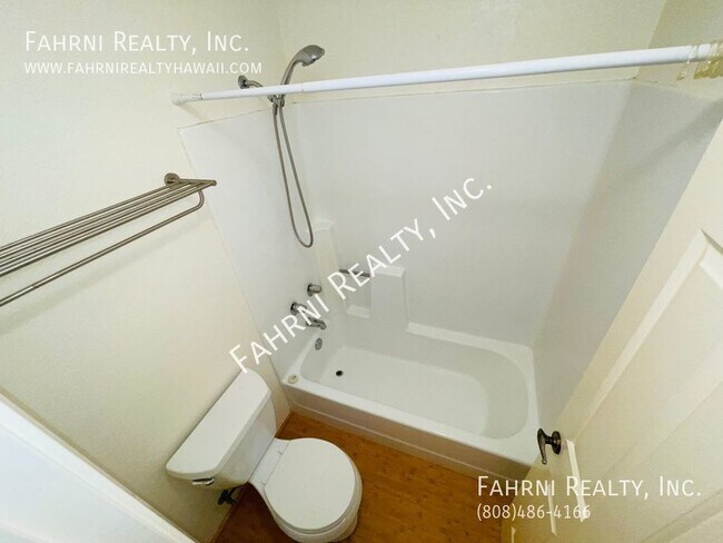 Building Photo - 94-1055-1055 Kaukahi Pl