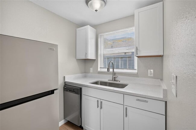 Building Photo - 18015 1st St E