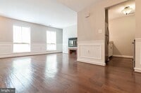 Building Photo - 16 Andrew Pl