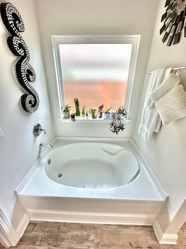 Building Photo - 191 Southern Pnes Rd