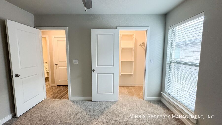 Building Photo - 3219 Abbeville Ave