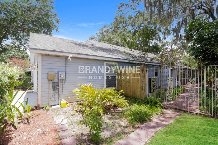 Building Photo - 1402 Walden Oaks Pl