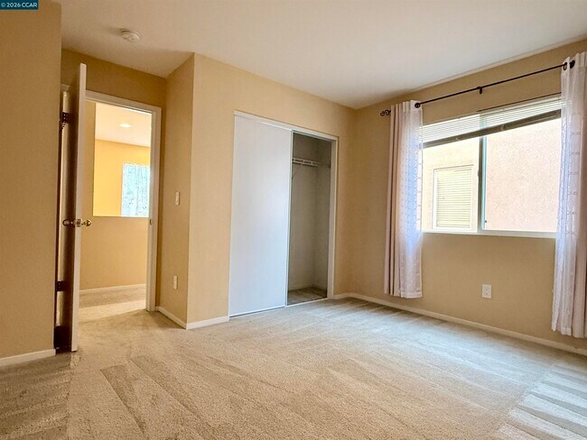 Building Photo - 4311 Pine Creek Cir