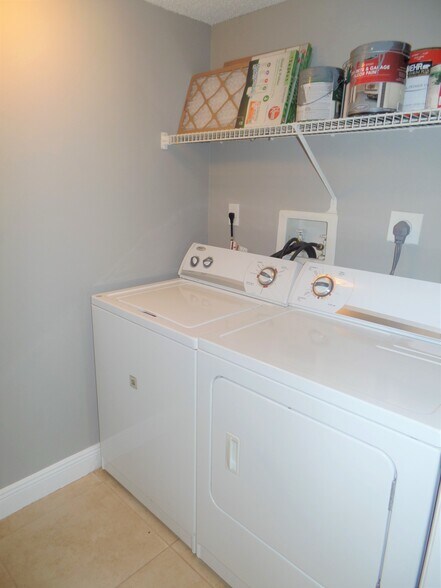 Building Photo - 5740 Rock Island Rd