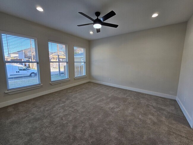 Building Photo - COMING SOON. Rare Gem in Trinity Groves with 2 Master Suites!
