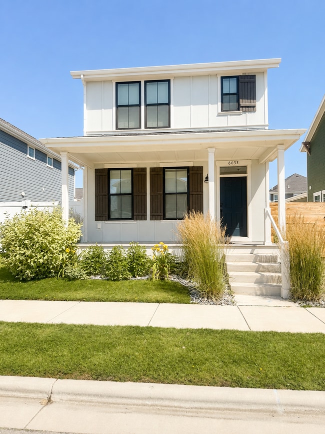 Building Photo - 6033 Farmstead Ave